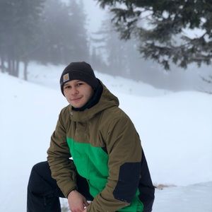 Meet your Posher, Kyle